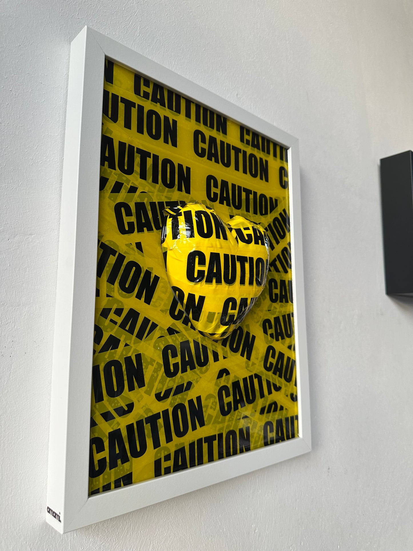 Quadro Cuore “Handle with Caution” - disponibile in 2 colori